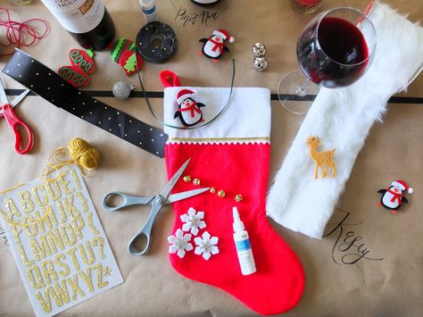 Stocking Decorating Ideas Diy, Stocking Decorating Ideas, Stocking Decorating, Holiday Wine Party, Christmas Stocking Decorations, Decorated Stockings, Diy Stockings, Holiday Party Themes, Christmas Stockings Diy