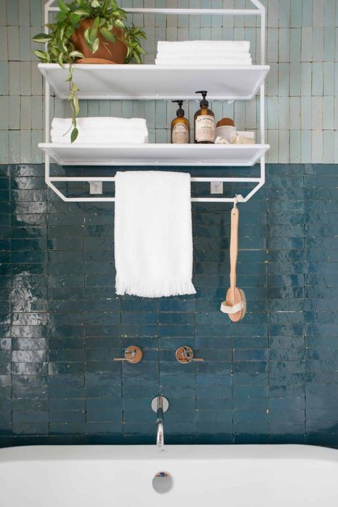 All The Trends We Predicted and Loved This Year (& Where We Stand on Them Now) Fixer Upper Bathroom, Teal Tile, Hgtv Fixer Upper, Cle Tile, Ideas Hogar, Trendy Bathroom, Best Bath, Flipping Houses, Bath Room