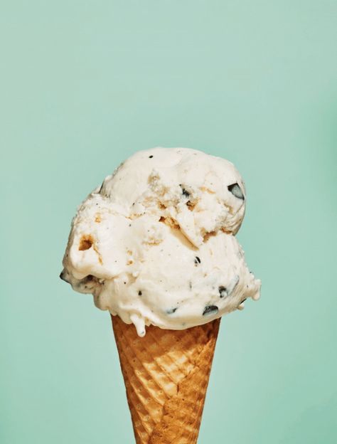 Marcus Nilsson, Ice Cream Videos, Stop Motion Photography, Ice Cream Photography, Ice Cream Poster, Wine Magazine, Motion Photography, Ice Cream Brands, Behind The Camera