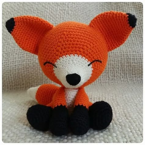 Amigurumi The Sleepy Fox Free Pattern – Free Amigurumi Crochet Red Fox Crochet Pattern Free, Crochet Amigurumi Fox Free Pattern, Crochet Fox Ears Pattern Free, Crocheted Fox Pattern Free, Amigurumi Fox Free Pattern, Fox Free Pattern, Crochet Fox Pattern Free, Crocheted Fox, Fox Crochet Pattern