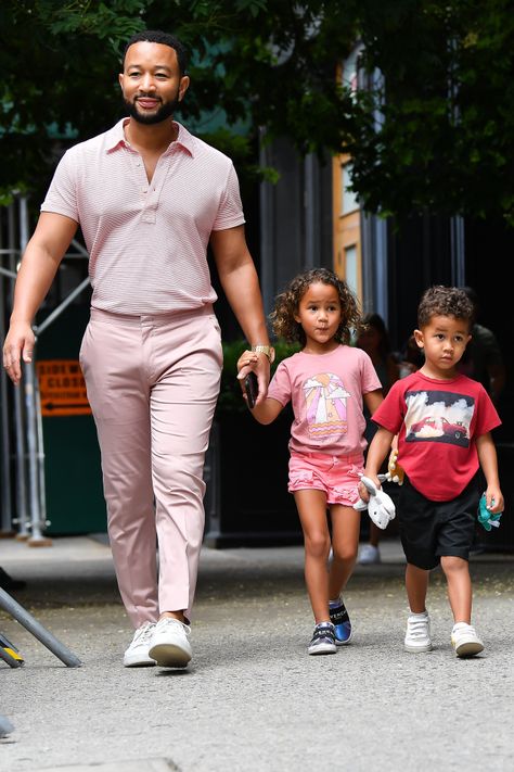 John Legend And Chrissy Teigen, Courtney Stodden, Voice Coach, Pink Polo Shirt, All Of Me, Chrissy Teigen, John Legend, 2024 Vision, Family Day