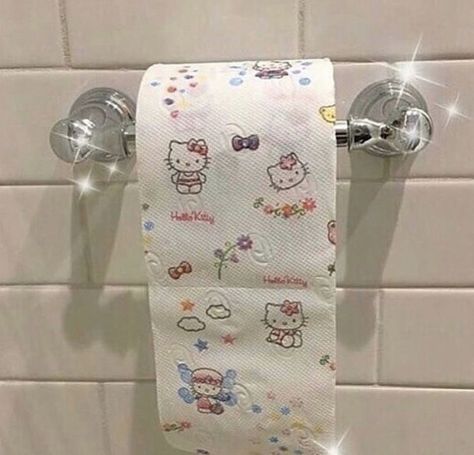 Hello Kitty Toilet, Images Hello Kitty, Hello Kitty Aesthetic, Hello Kit, Mia 3, Aesthetic Indie, Indie Aesthetic, Hello Kitty Items, Indie Kids