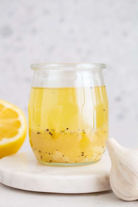 Lemon Garlic Vinaigrette, Lemon Vinegarette, Lemon Garlic Dressing, Roasted Garlic Dressing, Citrus Salad Dressing, Garlic Salad Dressing, Lemon Salad Dressings, Blueberry Vinaigrette, Garlic Vinaigrette