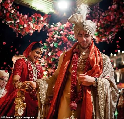 Priyanka Chopra Wedding Dress, Nick Jonas Wedding, Priyanka Wedding, Nick And Priyanka, Priyanka And Nick, بريانكا شوبرا, Priyanka Chopra Wedding, Priyanka Nick, Celebrity Wedding Photos