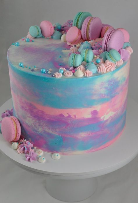 Marble Buttercream, Purple Cakes Birthday, Candy Birthday Cakes, Butterfly Birthday Cakes, Ocean Cakes, 10 Birthday Cake, Birthday Cake Decorating Ideas, Macaron Cake, Elegant Birthday Cakes