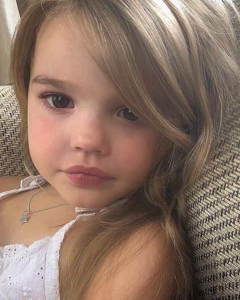 #child #girl #littlegirl Baby Models, Baby Family, Kids Pictures, Fashion Kids, Future Baby, Baby Fever, Baby Pictures