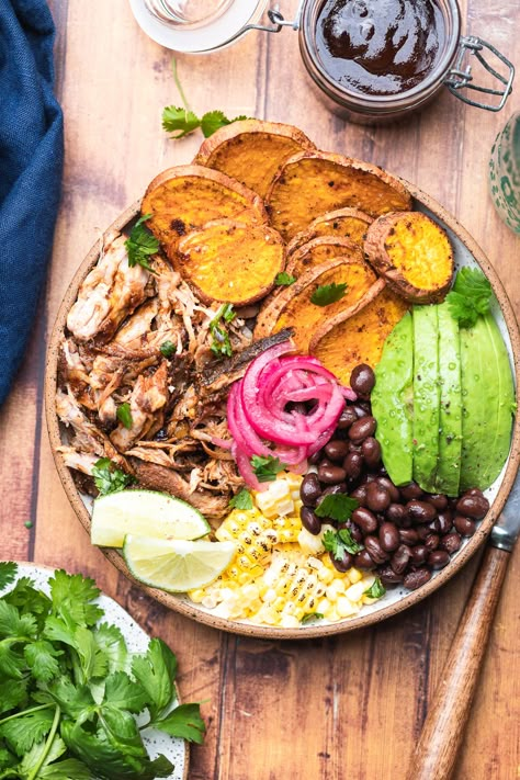 Hawaiian Pork Bowl, Shredded Pork Bowls, Pulled Pork Salad Bowl, Bbq Pork Bowls, Pulled Pork Bowl Healthy, Bbq Pulled Pork Bowl, Pulled Pork Sweet Potato Bowl, Pork Bowls Healthy, Pulled Pork Burrito Bowl