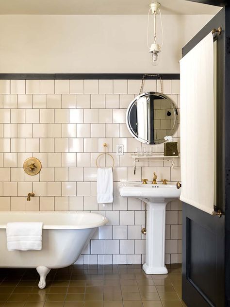 Ace Hotel New York is as impressive today as it was ten years ago Ace Hotel New York, Art Deco Bathroom, Contemporary Hotel, Deco Bathroom, Hotel Industry, Ace Hotel, Basement Bathroom, Upstairs Bathrooms, Interior Deco