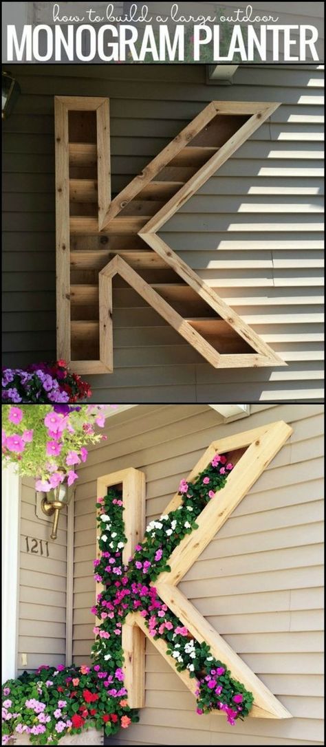 Letter Planter, Redo House, Cheap Flower Pots, Veranda Design, Cheap Backyard, The Letter K, Front Porch Design, House With Porch, Porch Design