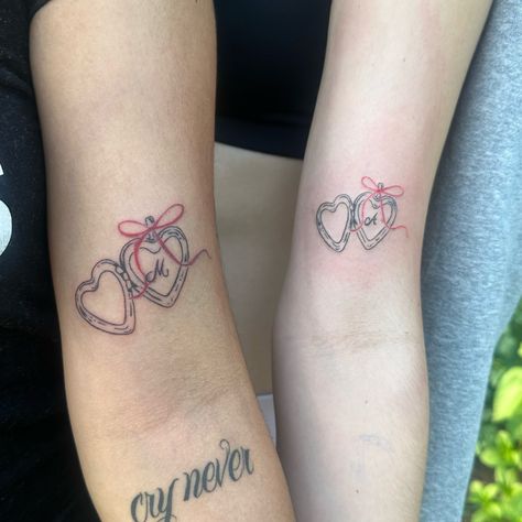 The cutest matching tats 💝 * * * * * * * * * * * * #matchingtattoos #tattoo #fineline #tattoo #fineline #tattoos #tattooartist #tattooideas #tattooinspiration #instagramtattoos #explore #explorepage Tattoos For My Best Friend, Best Friend Matching Tattoos Men, Maching Tattoos Besties, Tattoo Ideas With Friends, Bestfriend Matching Tattoo, Older Sister Tattoos, 3 Matching Tattoos Family, Tattoo For Little Sister, Matching Girl Tattoos