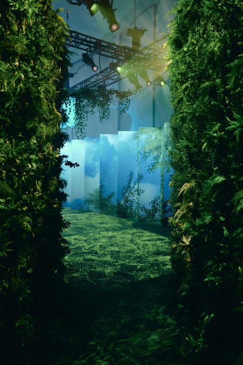 Inside the Hermès Store Opening Party in Vancouver - FASHION Magazine Green Set Design, Jungle Installation, Ceiling Garden, Nature Installation, Forest Installation, Nature Exhibition, Hermes Store, Parisian Architecture, Vancouver Fashion