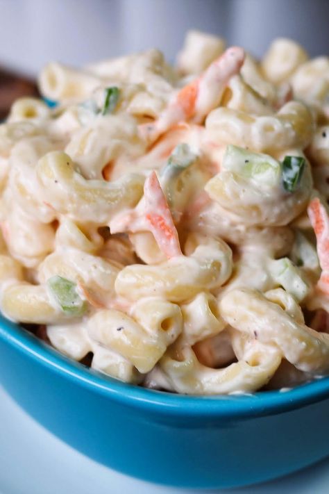 Creamy Macaroni Salad, Hawaiian Macaroni Salad, 12 Tomatoes Recipes, Macaroni Salad Recipe, Guy Fieri, Bon Appetite, Macaroni Salad, Seasonal Food, Meal Time