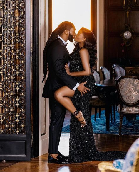 Feminine Masculine Photoshoot, Weddings For Black Couples, Mr And Mrs Smith Engagement Photos, Cute Wedding Photo Ideas Couple, Sophisticated Couple Photoshoot, Anniversary Photo Poses, Elegant Engagement Photos Black Couples, Elegant Engagement Pictures, Engagement Photos Theme Ideas