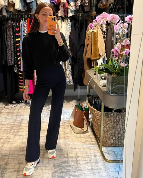 Arielle Charnas (@ariellecharnas) • Instagram photos and videos Arielle Charnas, Style Muse, November 8, Round Up, Work Outfit, Athleisure, Capri Pants, Casual Shoes, Instagram Photos