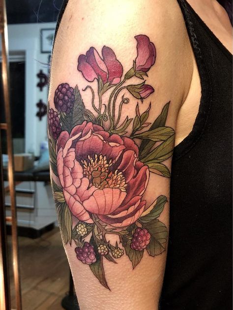 Tattoo by Alice Kendall of Wonderland PDX #AliceKendall #Wonderland #Portland #color #nature #biological #flower #floral #plant #plantlife #ecology #biologicalillustration #illustrative #botanicalillustration | By Alice Kendall | Mar 15th 2019 | 908911 Kendall Tattoo, Vintage Floral Tattoos, Botanisches Tattoo, Botanical Tattoo Design, Vintage Flower Tattoo, Floral Tattoos, Tattoo Henna, Floral Tattoo Sleeve, Plant Tattoo