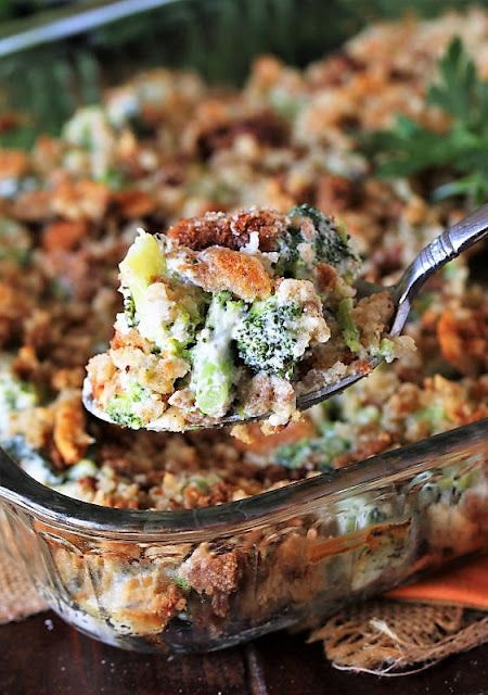 Creamy Broccoli Casserole | The Kitchen is My Playground Brocoli Casserole Recipes, Broccoli Stuffing Casserole, Creamy Broccoli Casserole, Rice Cheese Casserole, Easter Dinner Side Dishes, Beans Side Dish, Broccoli Casseroles, Pepperidge Farm Stuffing, Cheesy Broccoli Rice Casserole