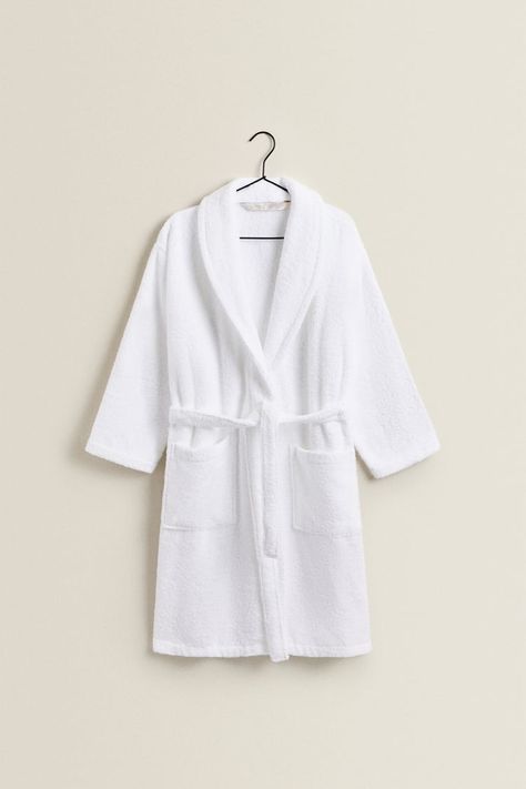 HIGH QUALITY COTTON BATHROBE - White | ZARA Canada Cotton Bathrobe, Cotton Dressing Gown, Jeans Blazer, Waistcoat Dress, Crochet Coat, Cargo Shirts, Shirt Blouses Tops, Dressing Gown, Sweaters Knitwear