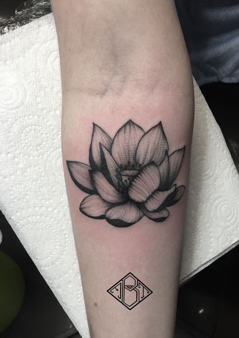 •Lotus Flower Blackwork Lotus Tattoo, Simple Lotus Flower Tattoo, Black Lotus Tattoo, Lotus Flower Tattoos, Lotusblume Tattoo, Lotus Tattoos, Water Lily Tattoos, Lillies Tattoo, Lotus Flower Tattoo Design