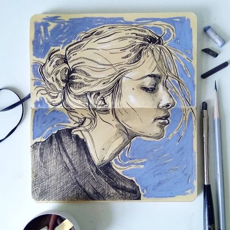 Spotlight Illustration, Frida Art, Arte Sketchbook, Arte Inspo, Skateboarder, Sketchbook Inspiration, Art Journal Inspiration, Art Journals, A Drawing