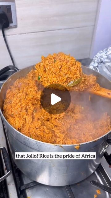 FOOD BLOG AFRICA on Instagram: "SMOKEY JOLLOF RICE   Have you ever used liquid smoke to cook your Jollof rice before? It’s a game changer!🥰  Ingredients  2 large onions (chopped) 500g tomato paste (Sonia) Check details of homemade tomato paste on my previous video  3 tbsp salt 4 tbsp bullion (Maggi Star powdered bullion) 2 tbsp thyme  2 tbsp curry powder  10 pcs of bayleaf 1 sachet Kitchen Glory stew seasoning  1 tbsp of nutmeg (very important) 1 star anise 3 cardamom  Check previous post for stock measurements  8 cups of water 15 cups of rice  300 naira worth of spring onions . . . Credit: @amichyfoodcourt . . . Follow us @foodblogafrica for more delicious Nigerian/African Recipes 👌  . . . . #foodblogafricang #foodblogafrica247 #jollofrice #partyjollof #howtocookjollofrice #smokeyjollof How To Cook Jollof Rice, Nigerian Jollof Rice Recipe, Jollof Rice Nigerian, Stew Seasoning, Jollof Rice Recipe, Homemade Tomato Paste, African Recipes Nigerian Food, Nigerian Recipes, Jollof Rice