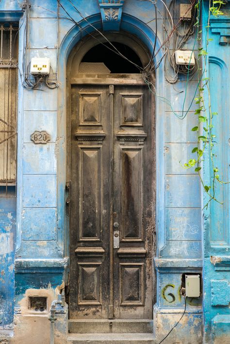 https://flic.kr/p/27N9A8A | Doors Of Havana No. 5 | Havana Vieja / Cuba Album of Cuba: www.flickr.com/photos/tabliniumcarlson/albums/72157696700... Album of "Doors of the world": www.flickr.com/photos/tabliniumcarlson/albums/72157625999... Cuba Decor, Havana Vieja, Door Murals, Guys And Dolls, Havana Cuba, No 5, Havana, Cuba, Cityscape