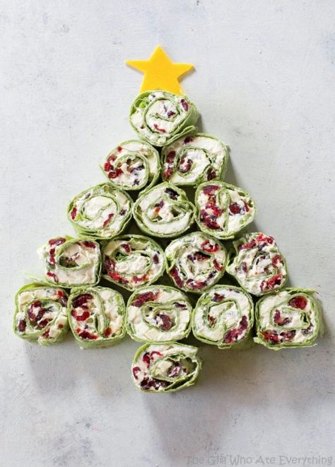 Trees belong at the table for the holidays -- as appetizers, lunch, side dish and dessert! Tree-shaped food is easy and fun for festive gatherings: Cranberry Feta Pinwheel Tree Christmas Lunch Easy, Easiest Appetizers, Christmas Vegetables, Best Holiday Appetizers, Christmas Tree Food, Holiday Lunch, The Girl Who Ate Everything, Holiday Appetizers Recipes, Holiday Appetizer