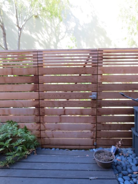 Horizontal Fence Gate, Wood Fence Gates, Wood Fence Design, Privacy Fence Designs, Horizontal Fence, Gate Hardware, Wooden Gates, Space Ideas, Fence Gate