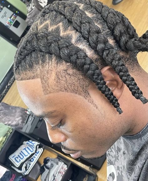 Black Men With Braids, Men With Braids, Afro Hair Woman, Male Braids, Boondocks Drawings, Dread Hairstyles For Men, Cornrow Hairstyles For Men, Braids Pictures, Braids For Boys