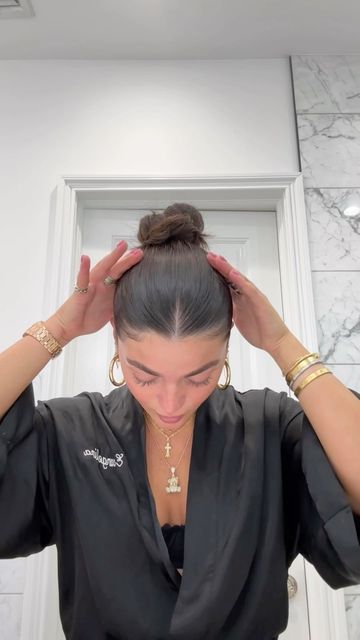 Evangelina Petrakis on Instagram: "GRWM - slick bun tutorial 🫧💆🏻‍♀️💓 - #grwm #explore #explorepage #slickbun #hairstyles #aesthetic #slickback #tutorial" Slick Back Bun With Extensions, Slick Back Bun Brunette, Brunette Slick Back, Slickbun Hairstyles, Low Bun For Curly Hair, Slickback Tutorial, Slick Bun Tutorial, High Bun Wedding Hair, Bun For Curly Hair