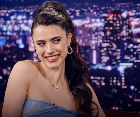 Sue Sparkle, Margaret Qualley Substance, The Substance Sue, August Underground, Margaret Qualley, Pump It Up, Tight Curls, Heart Face Shape, Character Building