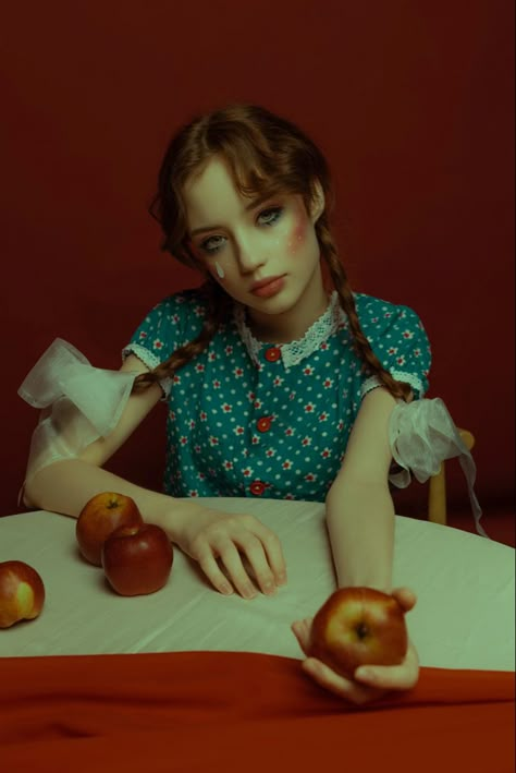 Biting Apple Reference, Person Eating Apple Reference, Holding Fruit Pose, Person Eating Apple, Holding Apple Pose, Criss Cross Applesauce Pose, Apple Photoshoot, Apple Makeup, Apple Table