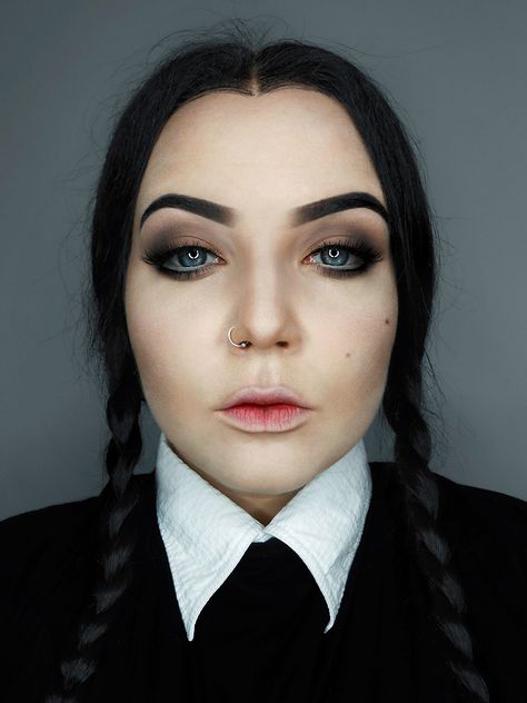 Wednesday Addams inspired by iskesib Wednesday Addams Costume Makeup, Wednesday Addams Makeup, Creative Halloween Makeup, Halloween Make-up Looks, Wednesday Addams Costume, Creepy Halloween Makeup, Cute Halloween Makeup, Halloween Makeup Pretty, Cool Halloween Makeup