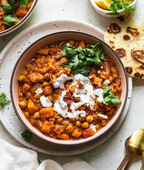 by Slow Cooker Vegetarian Chickpea Slow Cooker Chickpea Curry, Crockpot Vegetarian, Chickpea Sweet Potato, Sweet Potato Stew, Best Slow Cooker Recipes, Chag Sameach, Vegetarian Mains, Tahini Recipe, Potato Stew