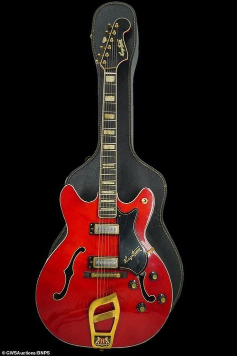 Elvis Presley 68 Comeback Special, Colonel Tom Parker, Elvis Presley Guitar, 68 Comeback Special, Red Guitar, Tom Parker, Priscilla Presley, Las Vegas Hotels, Music Producer