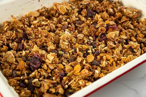 Toasted MuesliProducts we use Diy Muesli Recipes, Healthy Muesli Recipe, Toasted Muesli Recipe, Toasted Muesli, Brekkie Ideas, Cornflake Recipes, Calorie Counting Recipes, Breakfast Alternatives, Justine Schofield