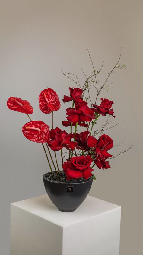 Chinese New Year Flower Arrangement, Chinese New Year Arrangement, Cny Floral Arrangement, Red Flower Installation, Red Floral Installation, Chinese Theme, Red Party, Ikebana Flower Arrangement, Wedding Elements