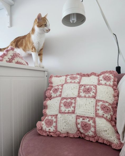 Heart granny square pillow 🩷◻️ and another pillow done!!! ✨️ . . . My cats are photobombing 90% of my photos 😿🫶 . . . . . #crochetpillow #handmadepillow #crochetdecor #pinkandwhite #crochetlove #crochetaddict #crochetdesign #crochetinspiration #crochetcreations #crochetartist #crochetproject #crochetpattern #crochetlife #crochetlovers #crochetfun #crochetcraft #crochetart #crochetcommunity #crochettherapy #crochetobsessed #pink #white #crochet #pillow #handmade #pillowcase #pinkandwhite Crochet Pillow Aesthetic, Granny Square Pillow Cover, Crochet Granny Square Pillow, Pillowcase Crochet, Granny Square Crochet Pillow, Crochet Heart Pillow, Crochet Pillowcase, Crochet Pillow Case, Granny Square Pillow