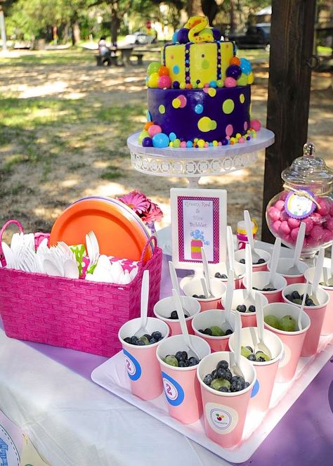 Victoria's Bubbles Themed 2nd birthday party! | CatchMyParty.com Bubble Birthday Party Food, Bubbles Birthday Party, Bubble Birthday Party, Birthday Bubbles, Bubbles Party, Bubble Birthday Parties, Bubble Birthday, Bubble Party, Cowgirl Birthday Party