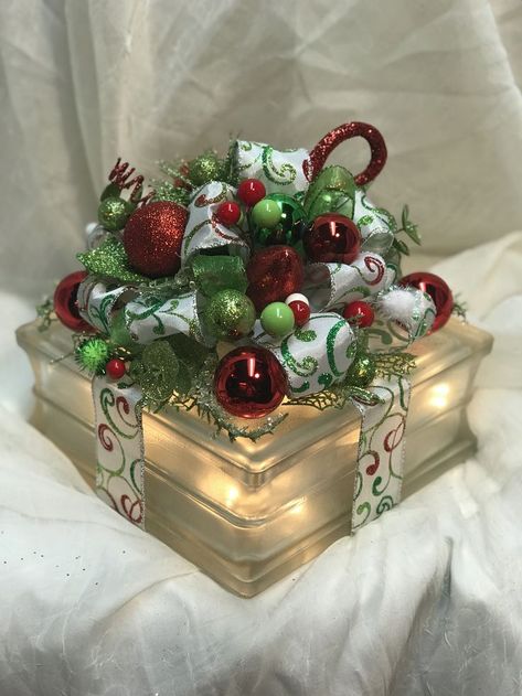 Glass Brick Christmas Decorations, Glass Cubes With Lights Christmas, Glass Block Decorating Ideas, Glass Block Crafts Diy Project Ideas, Christmas Glass Blocks With Lights, Glass Bricks Crafts, Diy Glass Blocks With Lights, Glass Block Christmas Ideas, Glass Box Ideas