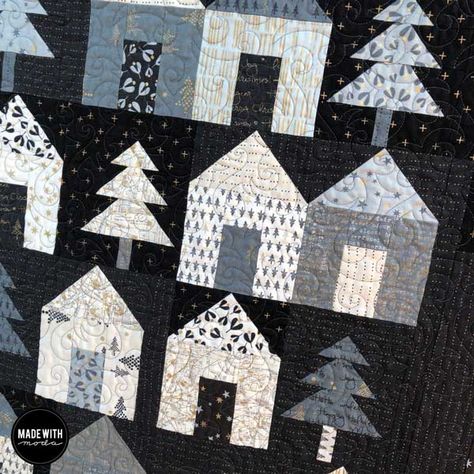 Quilts With Houses Patterns, Houses Quilt Pattern, Quilt Houses, Village Tree, Blue Houses, Village Quilt, Quilt Techniques, House Quilt Block, House Quilt Patterns