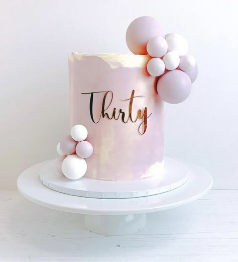 32nd Birthday Cake, 30th Birthday Cake For Women, 10 Birthday Cake, Birthday Cake With Flowers, Buttercream Cake Decorating, Elegant Birthday Cakes, Birthday Cakes For Women, 50th Birthday Cake, Cakes For Women