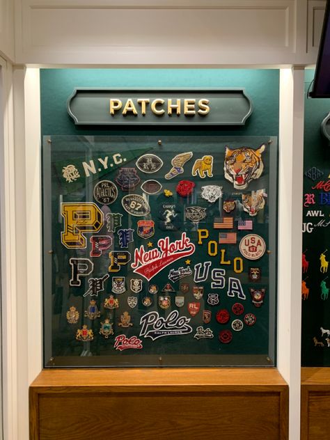 Sports Store Design, Embroidery Station, Boutique Office Design, Print Shop Design, C130 Hercules, Small Office Design, School Store, Retail Signage, Embroidery Store