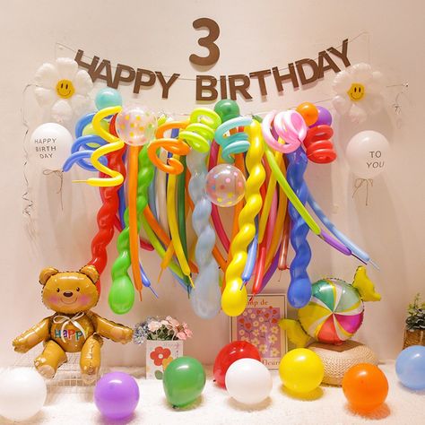 Happy Birthday Decor, Twisting Balloons, Simple Birthday Party, Colorful Birthday Party, Birthday Party Decorations Diy, Girl Birthday Decorations, Colorful Birthday, Birthday Balloon Decorations, Kids Birthday Themes