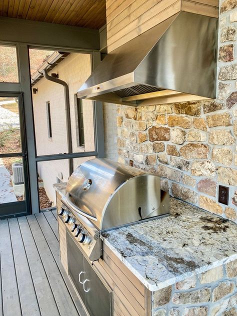 Does an outdoor kitchen need a vent hood? (From Experts) Range Hood Ideas, Wall Range Hood, Hood Ideas, Exhaust Hood, Build Outdoor Kitchen, Kitchen Grill, Barbeque Grill, Backyard Kitchen, Vent Hood