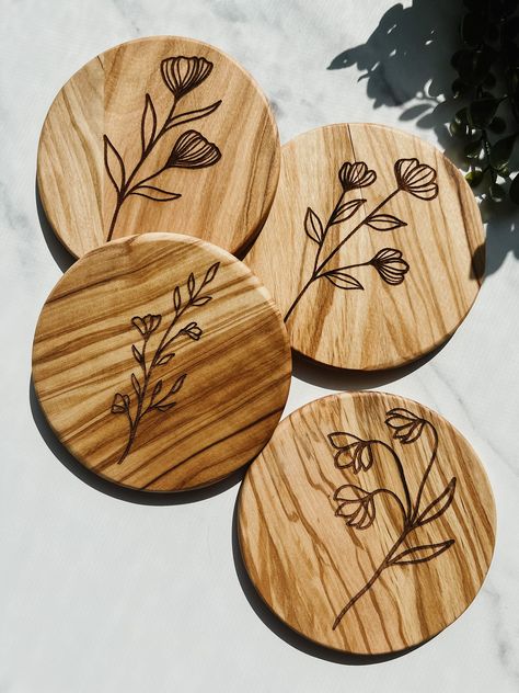 Wooden Coasters Diy, Wood Coasters Diy, Wood Burn Designs, Engraved Coasters, Laser Cut Wood Crafts, Woodburning Projects, Laser Engraved Ideas, Wood Burning Crafts, Wood Burning Patterns