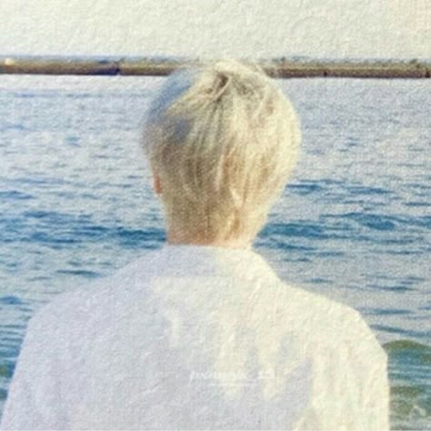 Txt Season Of Youth, Txt Beach, Kang Taehyun, Wattpad Stories, Blue Springs, Blue Aesthetic, Pretty Men, Photo Book, Boy Groups