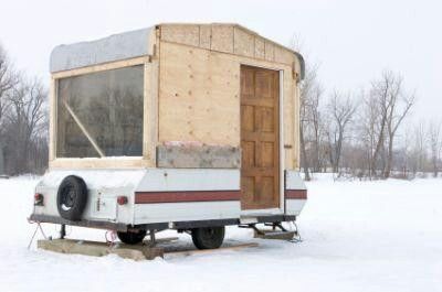 House door Diy Deer Blind, Tent Trailer Remodel, Pop Up Campers, Vintage Camper Interior, Homemade Camper, Deer Blind, Diy Camper Trailer, Remodel Diy, Build A Camper