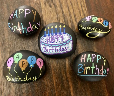 Birthday Stone Painting, Rock Painting Ideas Birthday, Birthday Rocks Painting Ideas, Happy Birthday Painted Rocks Ideas, Happy Birthday Stone Painting, Happy Birthday Rock Painting, Happy Birthday Painted Rocks, Rock Painting Birthday, Birthday Rock Painting Ideas