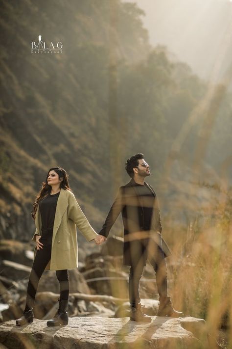 Pre Wedding Rishikesh, Rishikesh Pre Wedding Shoot, Pre Wedding Photoshoot Props, Engagement Photography Poses, Wedding Photoshoot Props, Pre Wedding Photoshoot Outdoor, Wedding Pose, Pre Wedding Poses, Pre Wedding Shoot