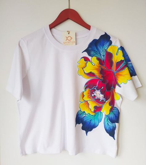 Hand-painted short oversized floral T-shirt for women. Bright | Etsy Cheap Artistic Printed Shirt, Cheap Artistic Shirt For Spring, Cheap Watercolor Print Tops For Spring, Artistic Cheap Printed T-shirt, Cheap Graphic Tee With Watercolor Print, Cheap Artistic Printed T-shirt, White Watercolor Print Top, Cheap White Watercolor Print Top, Hand Painted White T Shirts